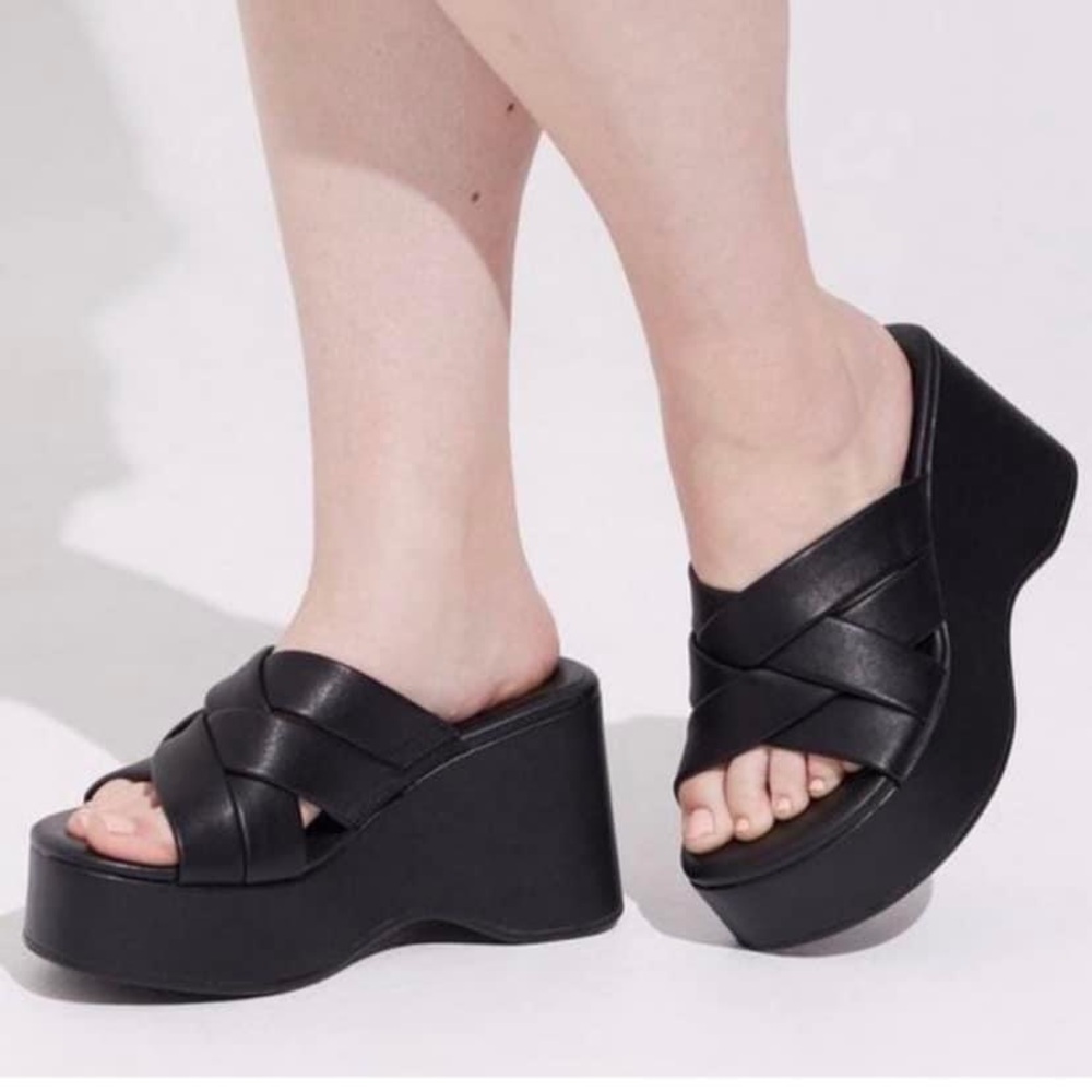 Torrid Criss Cross Platform Mule Sandals size 10